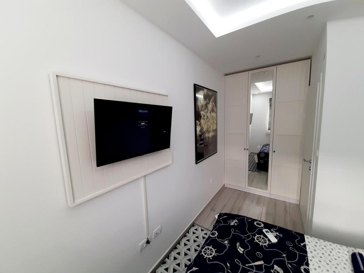 Maritimo Di Cattaro****Lux Apartment With Garage Exterior photo